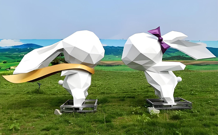 不銹鋼幾何動(dòng)物雕塑--以幾何為筆，重繪動(dòng)物的第二生命